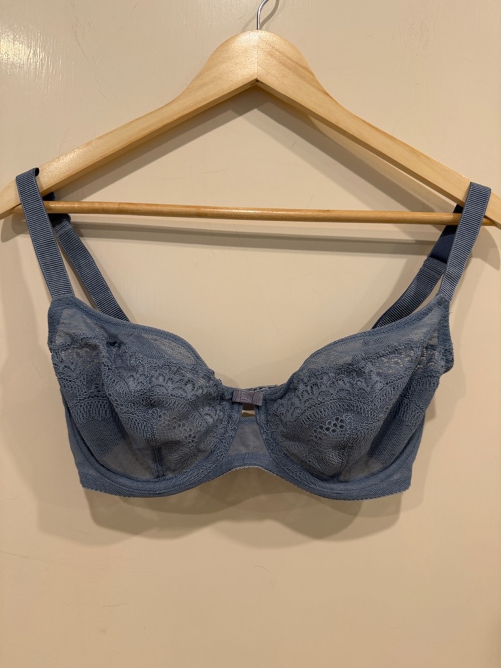 TRIUMPH Beauty-Full Darling Underwire Bra in Blue Chambray sz 32DDD EUC